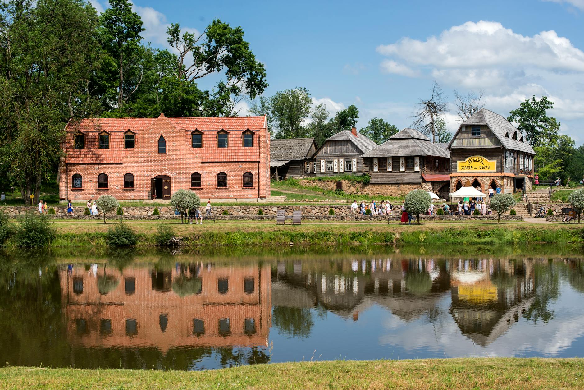 Łuków: weekendowe propozycje – od spacerów po filmowe emocje